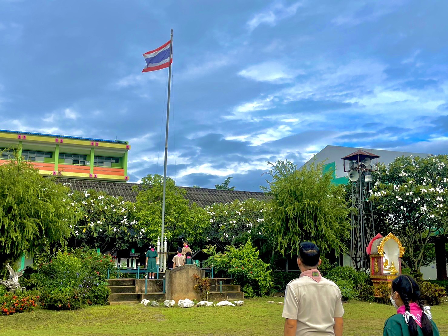 กิจกรรมเคารพธงชาติและร้องเพลงชาติไทย เนื่องใน วันพระราชทานธงชาติไทย (Thai National Flag Day) ประจำปี 2566